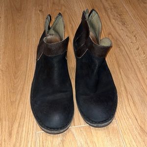 FLY London Leather Ankle Boots Dias Black/Silver